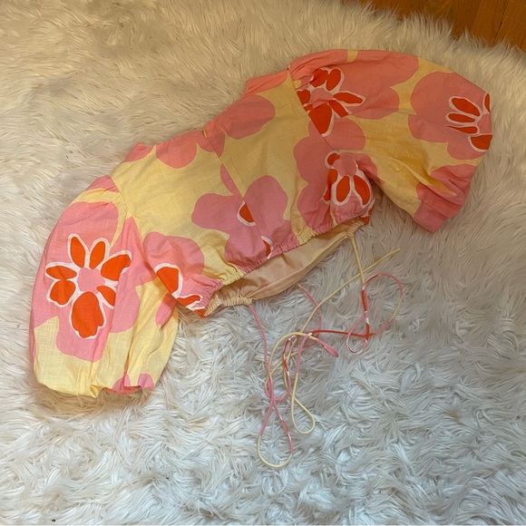 Top - Picture 4 of 4